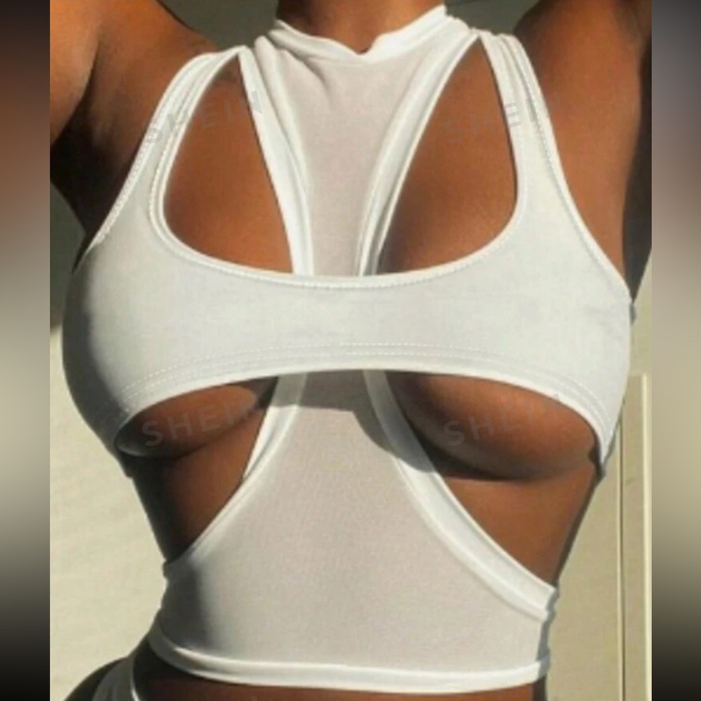 SHEIN Crop Top